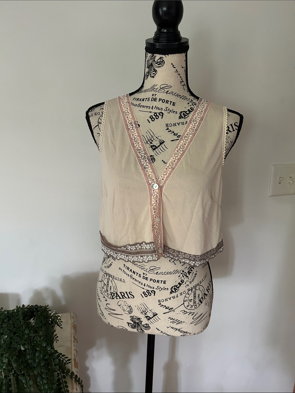 POL Lace Trim Cropped Tank Top Women's size S